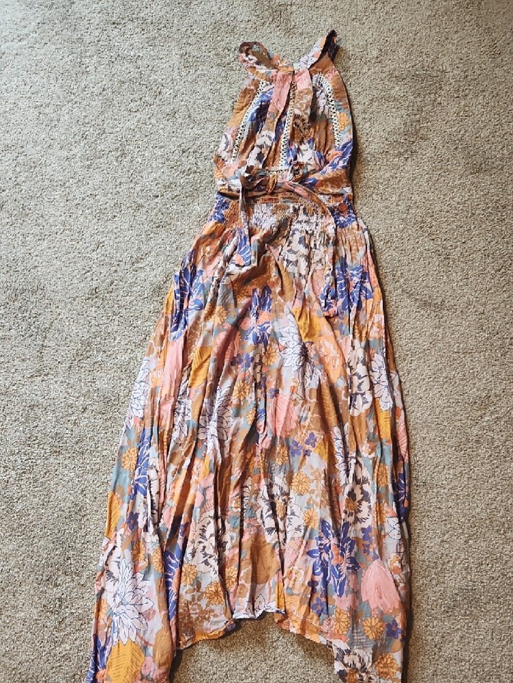 Floral Maxi Dress - Picture 3 of 4